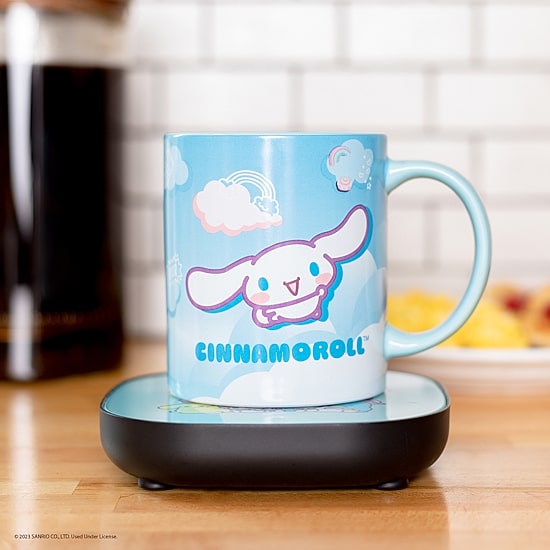 Uncanny Brands Hello Kitty and Friends Coffee Mug with Electric Mug Warmer