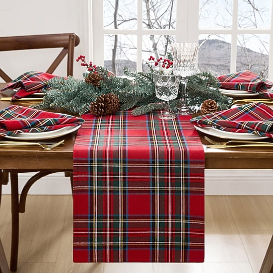 Threadmade Stowe Tartan Holiday Plaid Table Runner