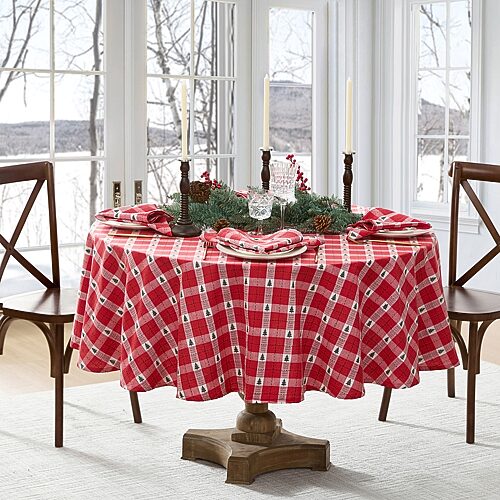 Elrene Sherwood Tree Dobby Cotton Oval Tablecloth, 84"x 60" - Red