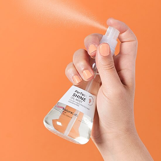 Naturelab. Tokyo Perfect Shine Oil Mist