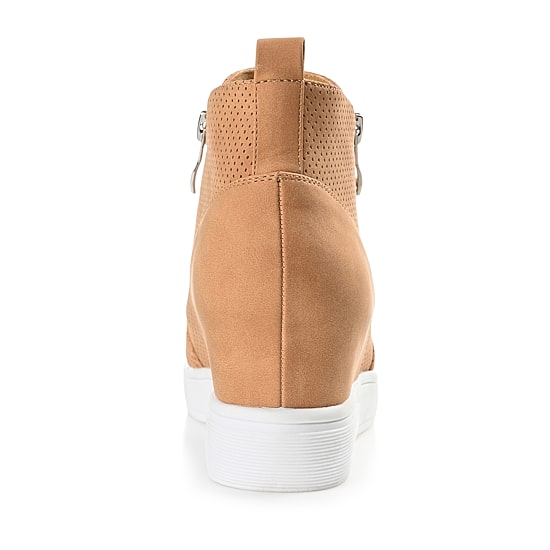 Journee Collection Pennelope Womens Round Closed Toe Slip-On Shoe