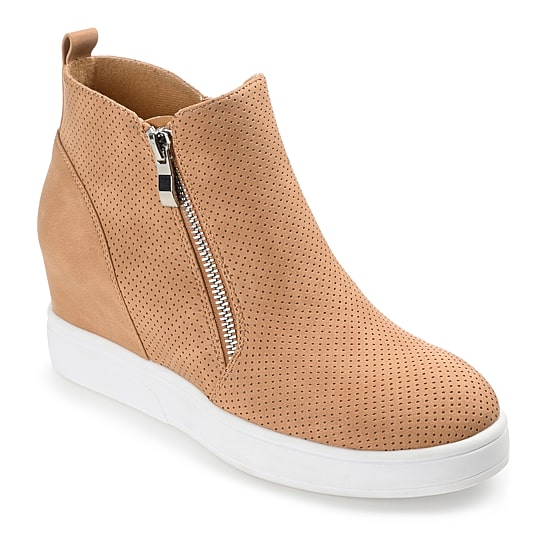 Journee Collection Pennelope Womens Round Closed Toe Slip-On Shoe