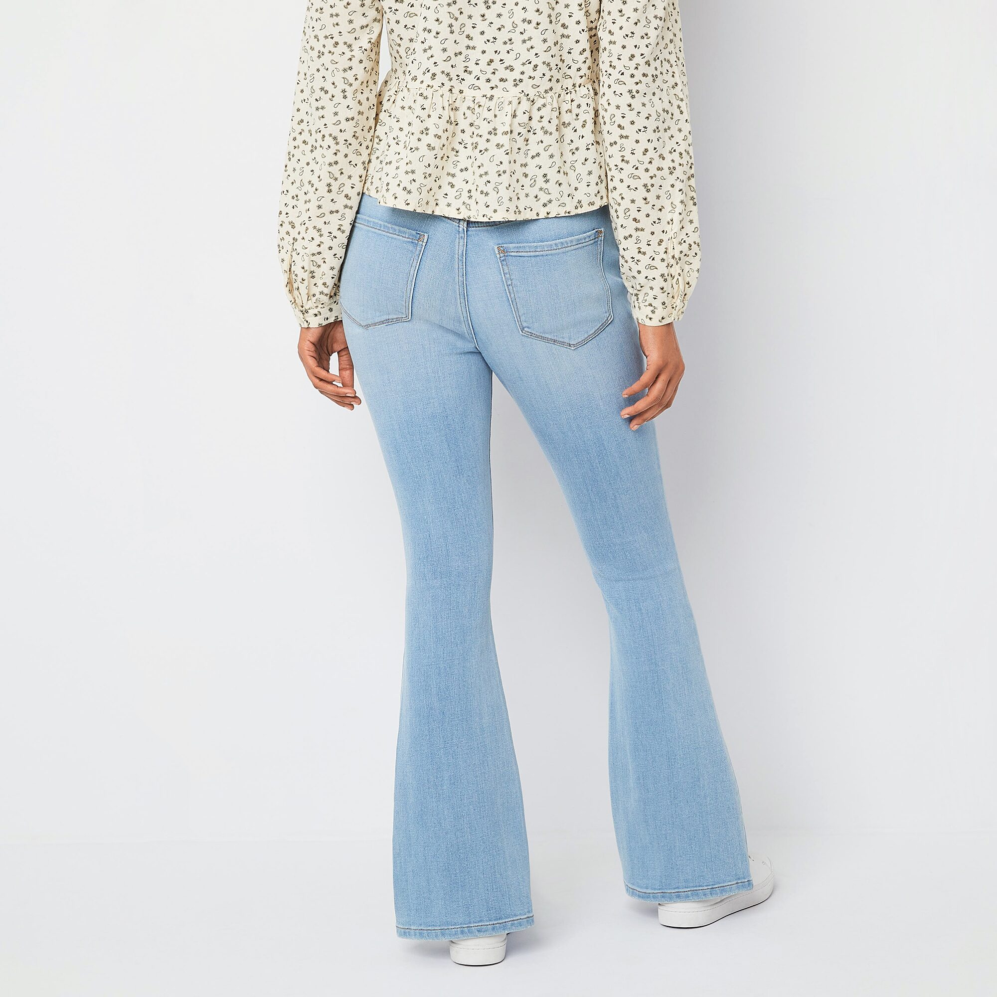 a.n.a Womens High Rise Flare Jean