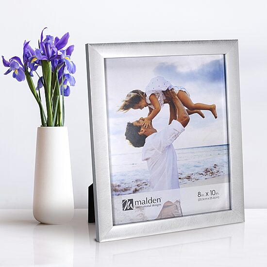 Malden 8x10 Silver Linear Tabletop Frame