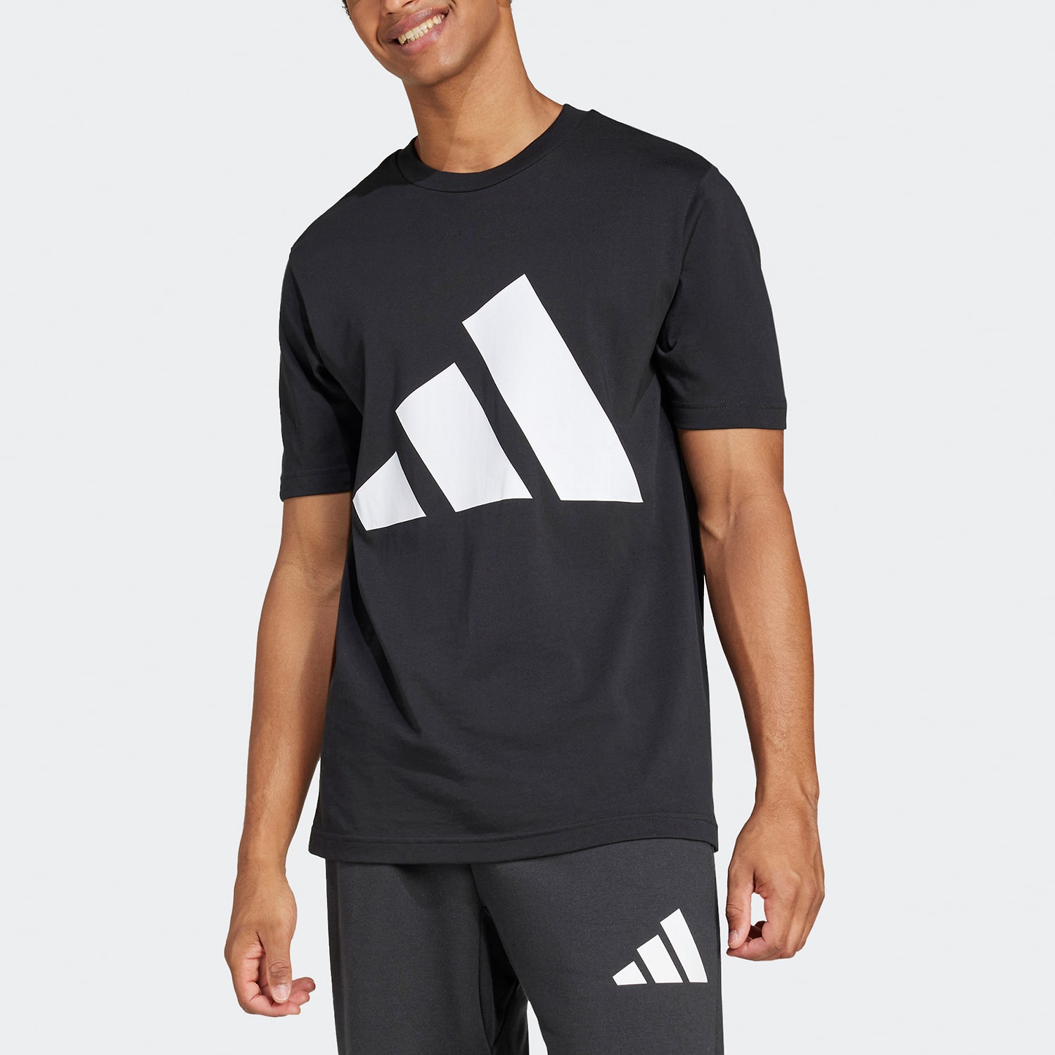 adidas Mens Crew Neck Short Sleeve Regular Fit Graphic T-Shirt
