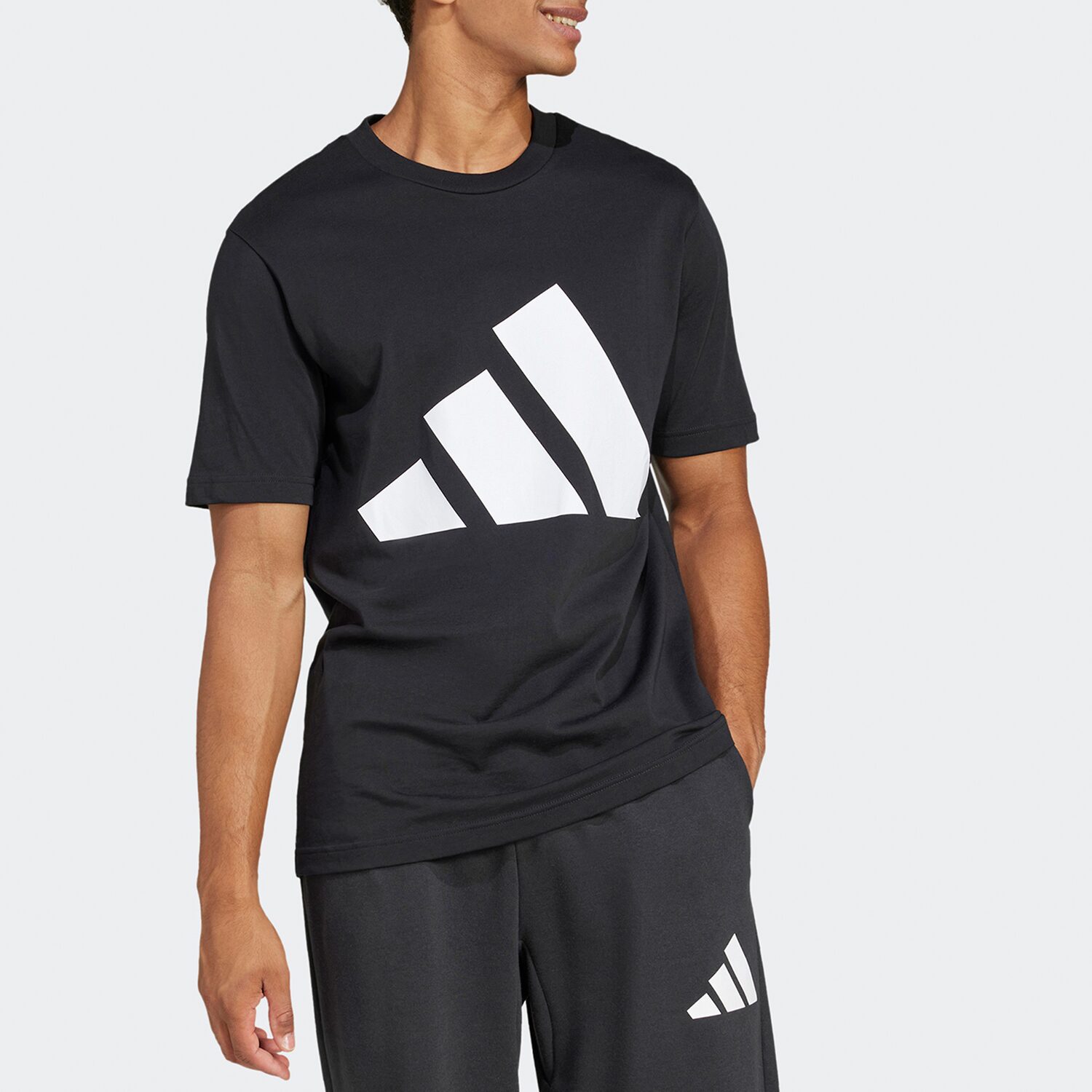 adidas Mens Crew Neck Short Sleeve Regular Fit Graphic T-Shirt