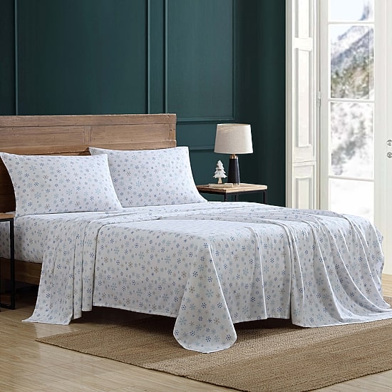 Beatrice Home Fashions Holiday Flannel Sheet Set