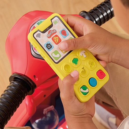 Play-Doh Pizza Delivery Kids Scooter Playset
