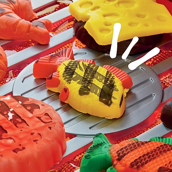 Play-Doh Sizzling Grill Playset Play Kitchen Toys for Kids 3+