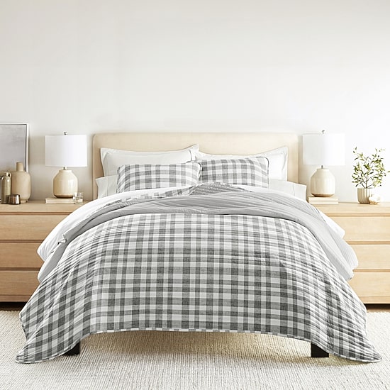 Casual Comfort Reversible Quilt Set
