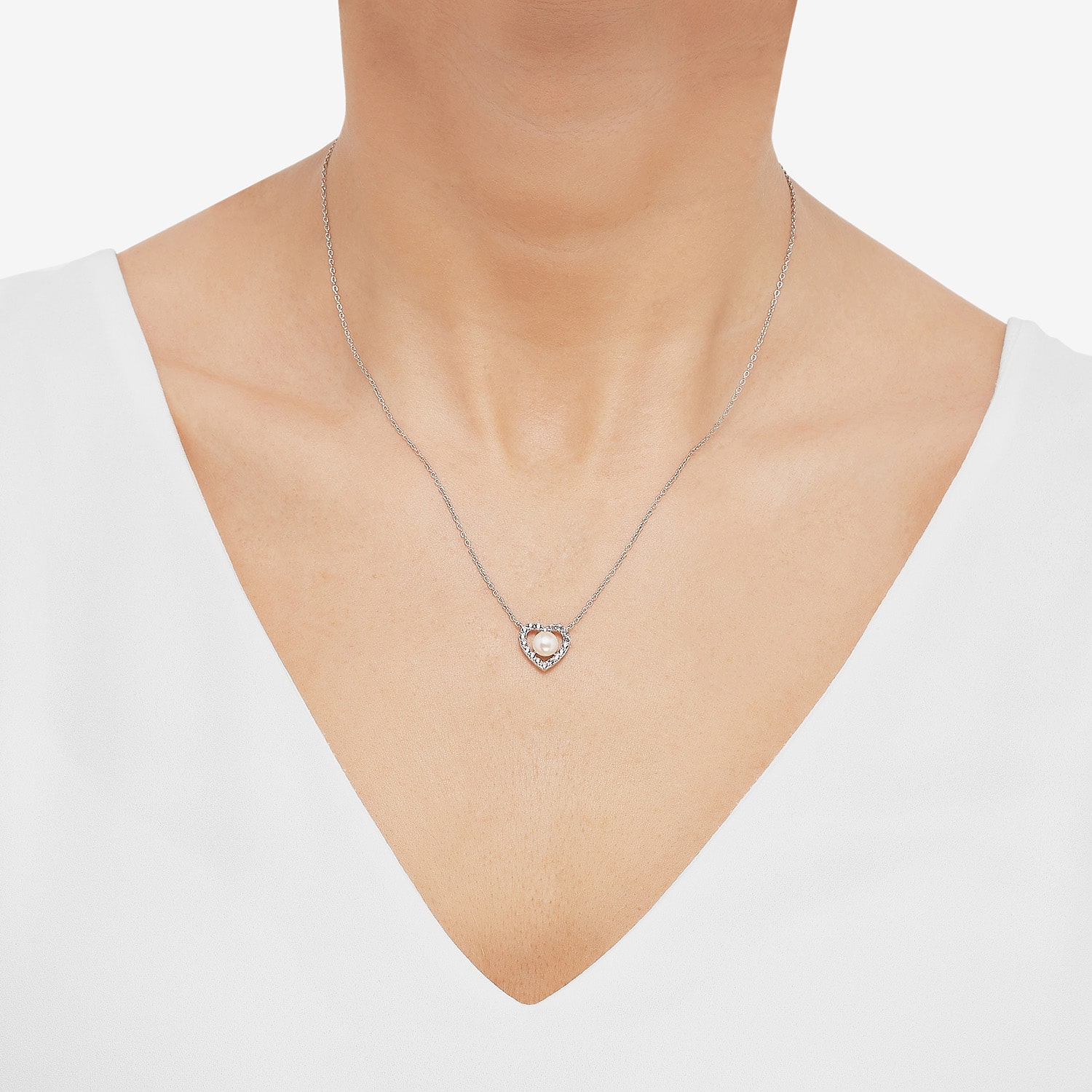 Womens White Cultured Freshwater Pearl Sterling Silver Heart 18 Inch Pendant Necklace