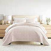 3 Piece All Season Lightweight Pattern Quilt Set