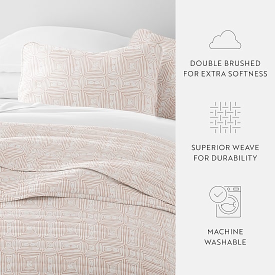 3 Piece All Season Lightweight Pattern Quilt Set