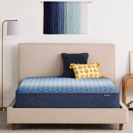 Serta Classic™ 12" Hybrid Medium Tight Top - Mattress in a Box