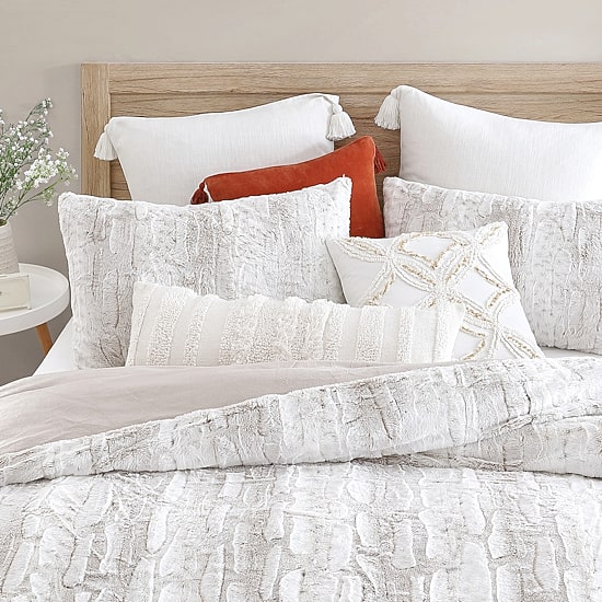 CHF Snow Leopard 3-pc. Comforter Set