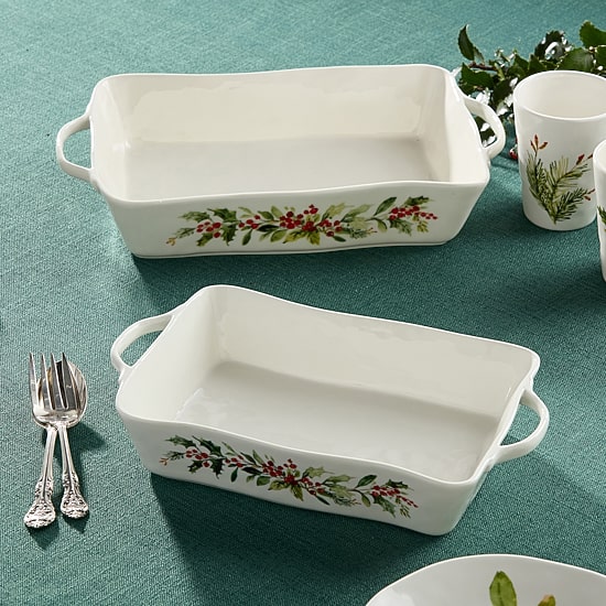 Certified International Holly And Vines 16" Baking Dish