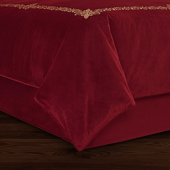 Queen Street Nicholas 15" Bed Skirt