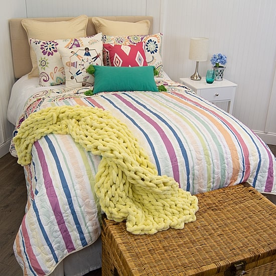 Your Lifestyle By Donna Sharp Cali Reversible Quilt Set