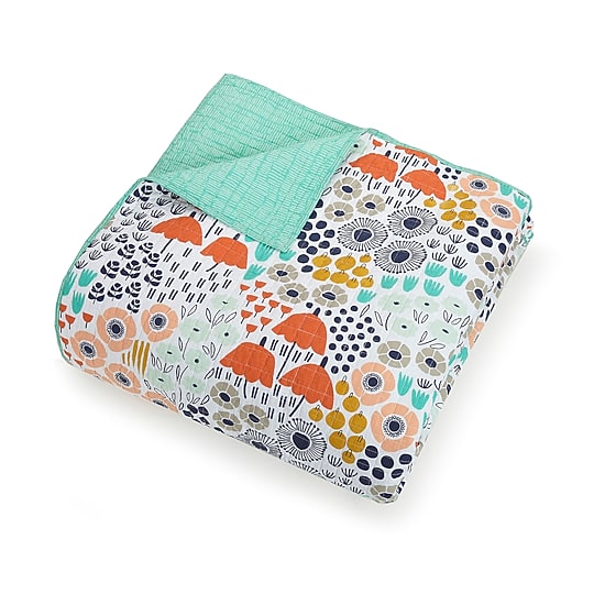Makers Collective Elizabeth Olwen Mayflower Blush Quilt Set 3-pc. Reversible Quilt Set
