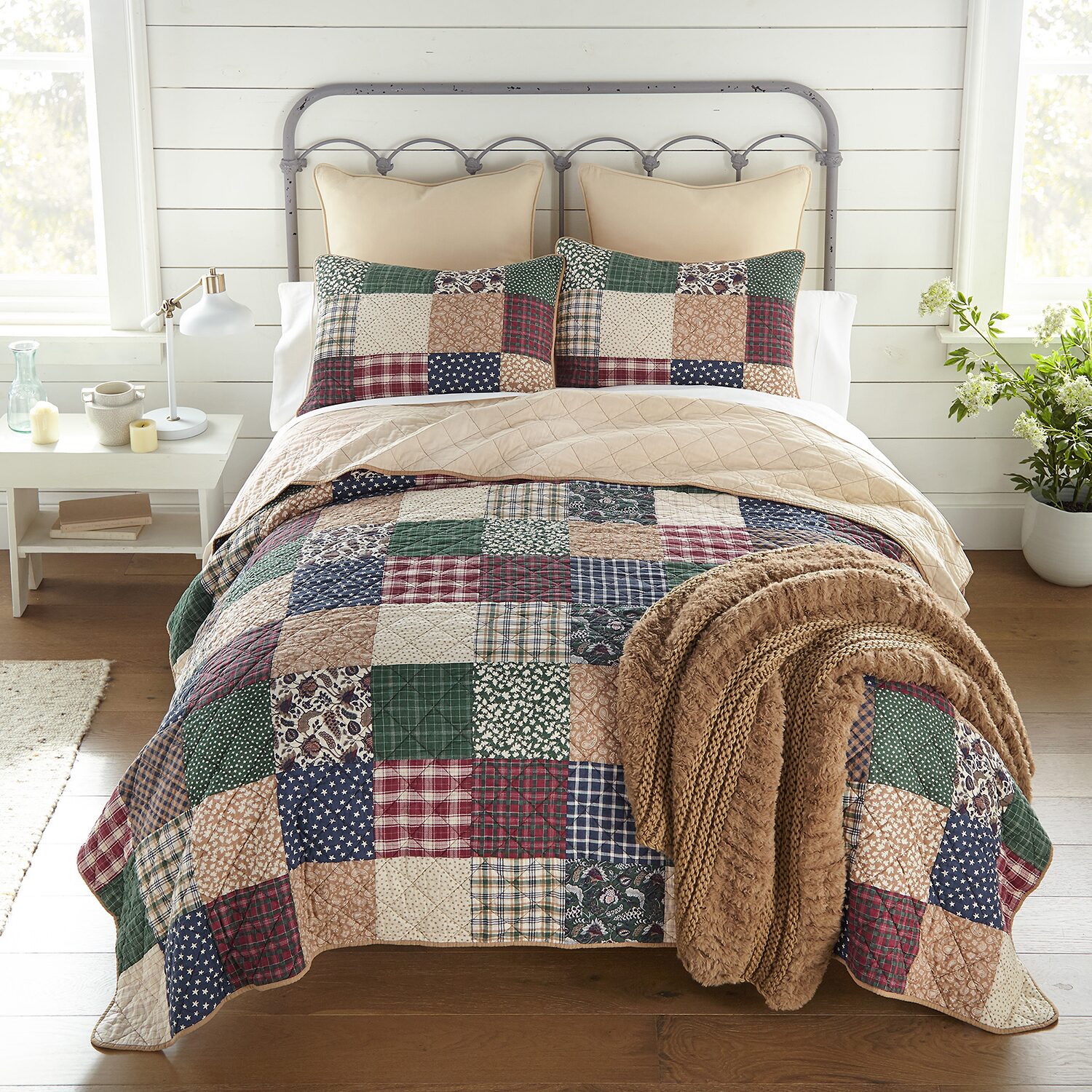 Donna Sharp Appalachia Plaid Hypoallergenic Quilt Set
