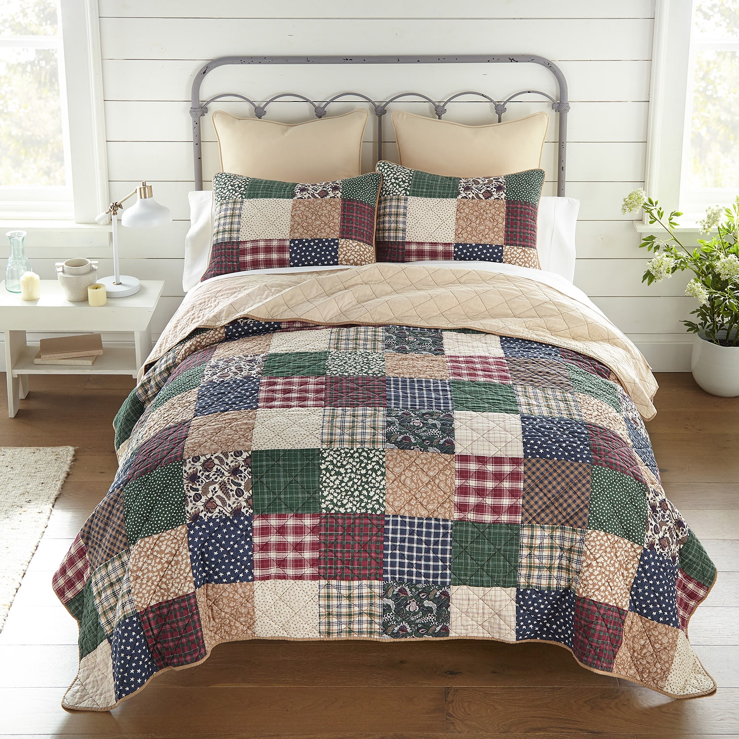 Donna Sharp Appalachia Plaid Hypoallergenic Quilt Set