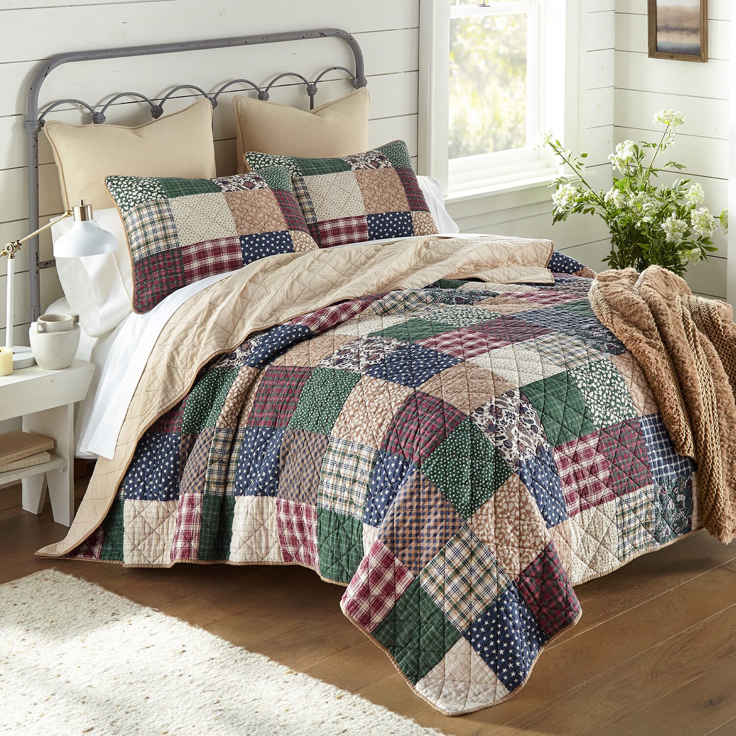Donna Sharp Appalachia Plaid Hypoallergenic Quilt Set