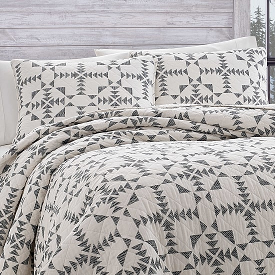 Eddie Bauer Arrowhead Geometric Reversible Quilt Set