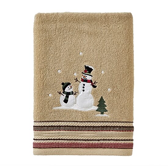 Saturday Knight Rustic Plaid Snowman Bath Towel