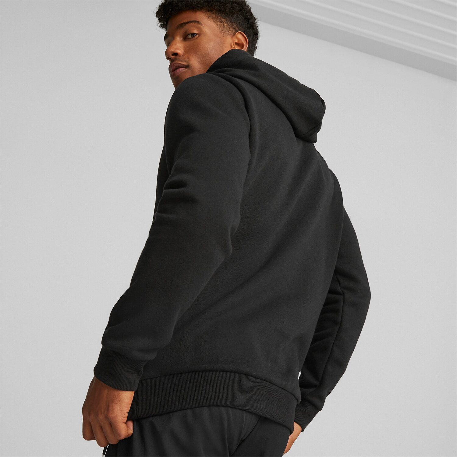 PUMA Essential Mens Long Sleeve Fleece Active Hoodie