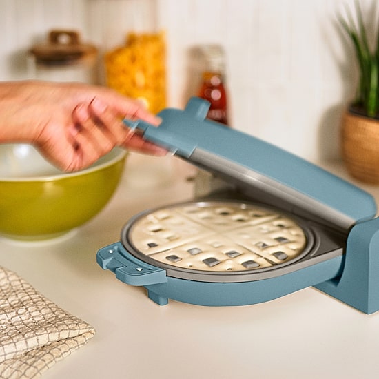 bella Flip & Store Waffle Maker, Fits-anywhere™ kitchenware