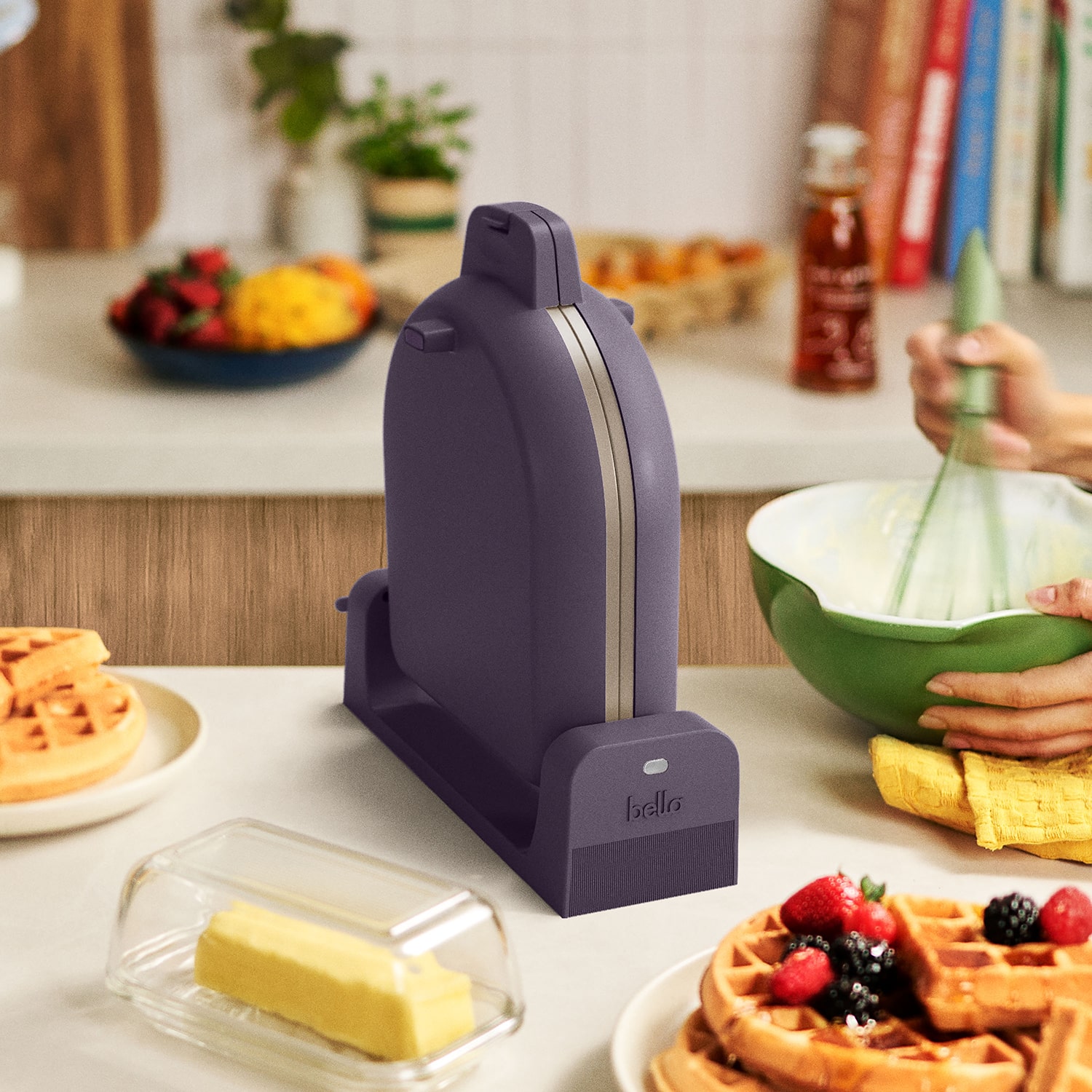 bella Flip & Store Waffle Maker, Fits-anywhere™ kitchenware