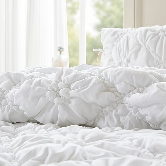 Intelligent Design Graley Puffy Floral Comforter Set