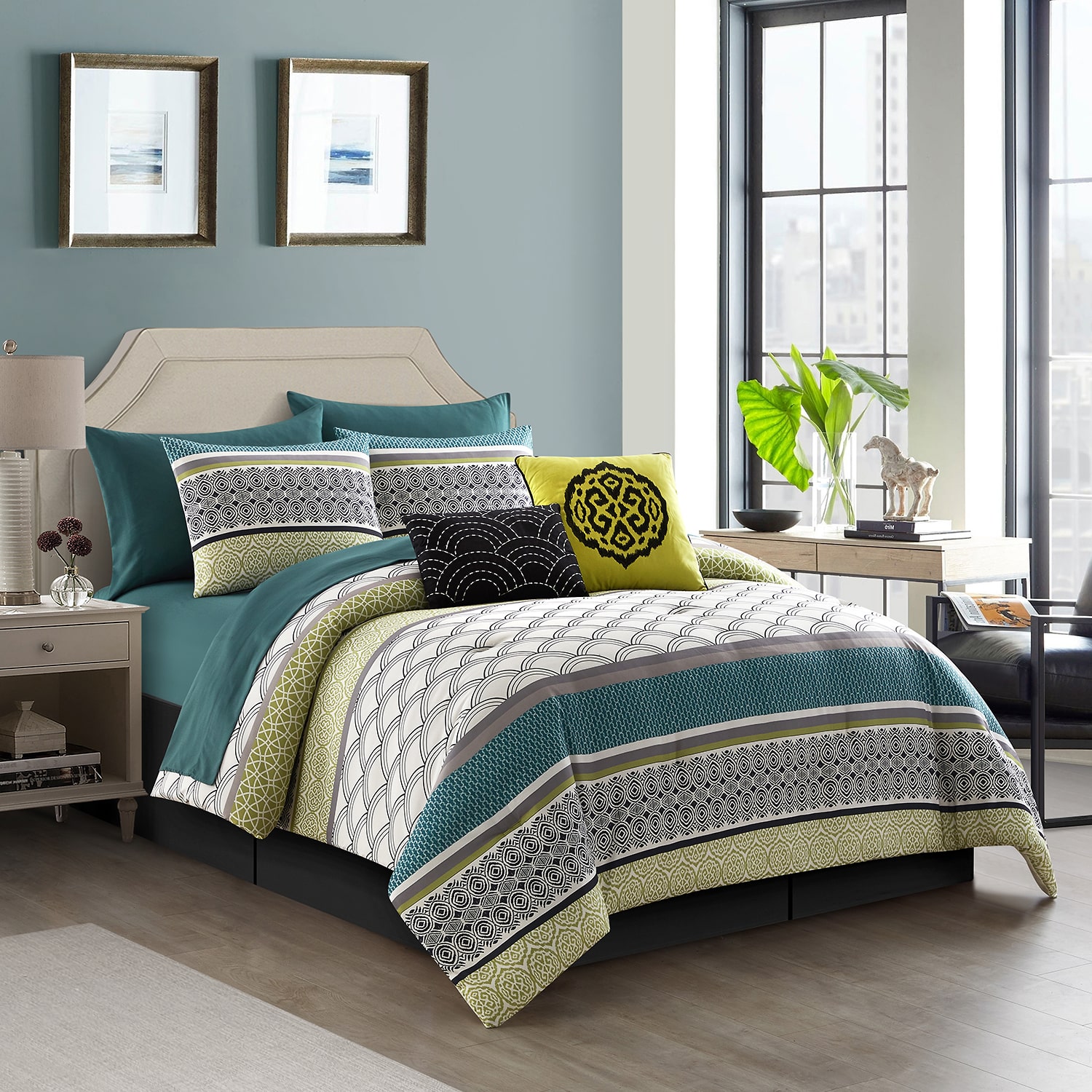 Stratford Park Eva 10pc. Midweight Comforter Set