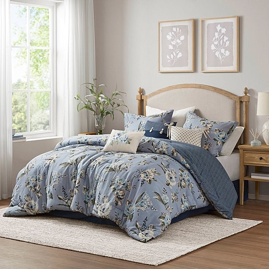 Madison Park Isadora Vintage Floral 7-pc. Reversible Comforter Set