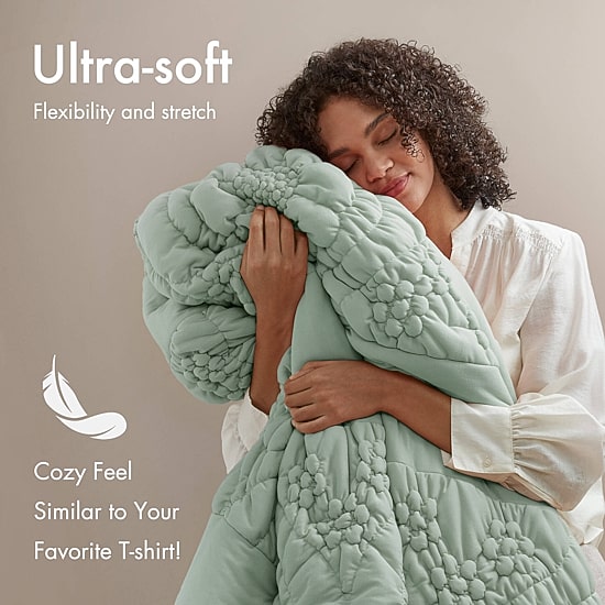 Madison Park Amelie Puffy Floral Easy Care Comforter Set
