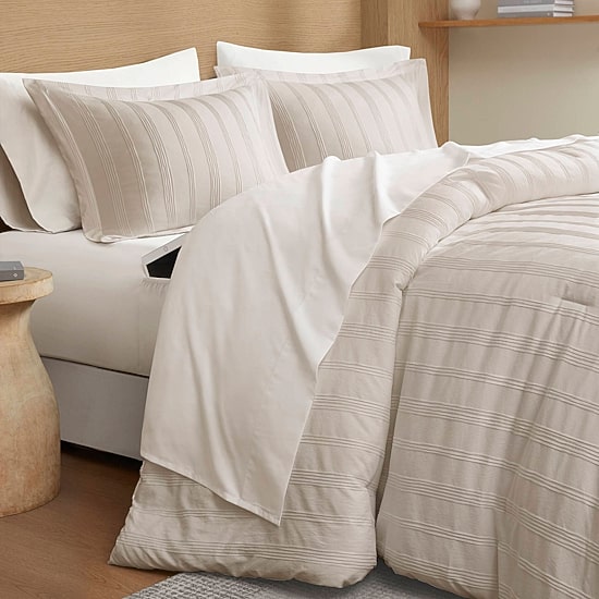 510 Design Logan Woven Striped Complete Bedding Set with Sheets