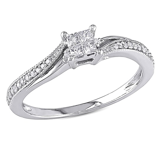 1/5 CT.T.W. Natural Princess Diamond 10K Gold Engagement Ring