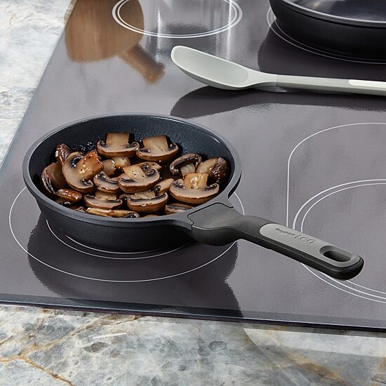 BergHOFF Leo Stone+ Ceramic 8" Non-Stick Frying Pan