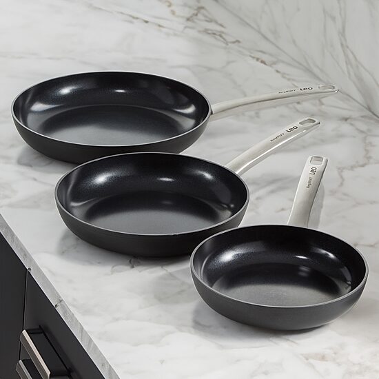 BergHOFF Leo Graphite Ceramic 11" Non-Stick Frying Pan