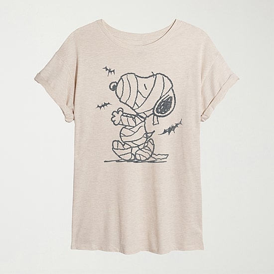 Womens Crew Neck Short Sleeve Regular Fit Snoopy Graphic T-Shirt