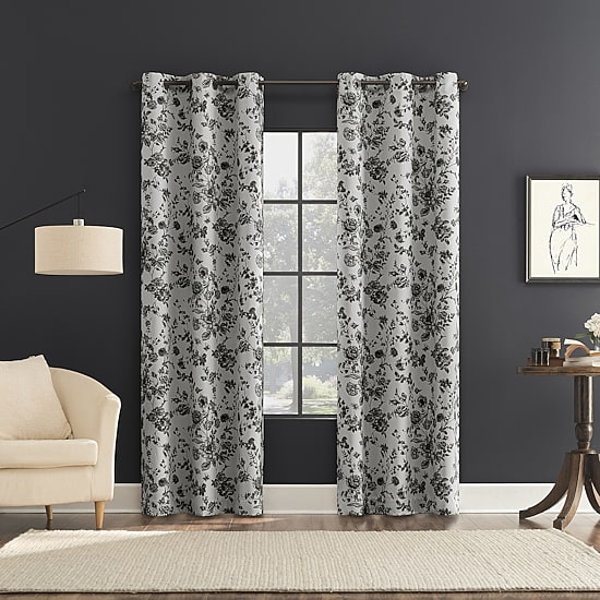 Sun Zero Percy Merina Print Grommet Top Energy Saving 100% Blackout Single Curtain Panel