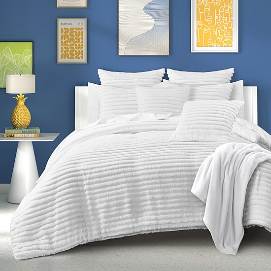 Queen Street Darcy Midweight Comforter Set