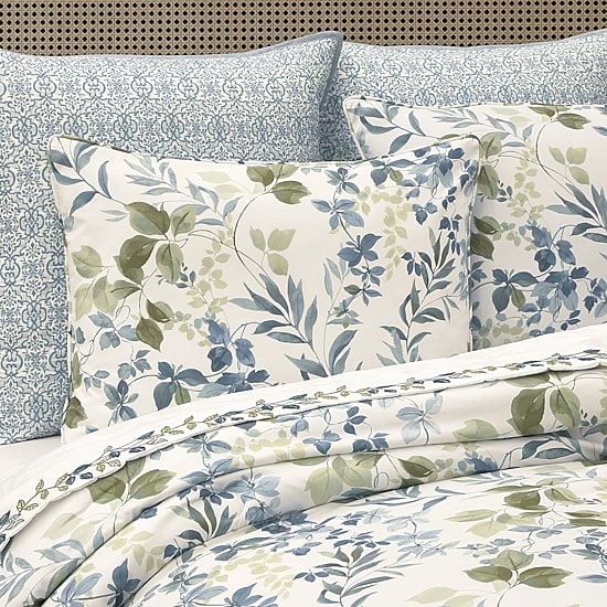 Royal Court Elwood 4-pc. Midweight Comforter Set
