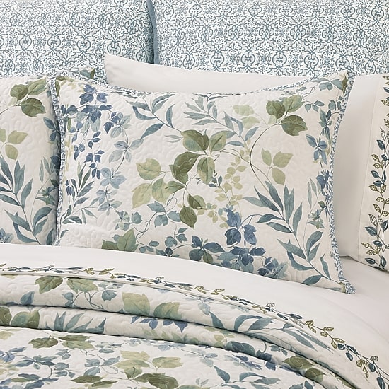 Royal Court Elwood Quilt Set