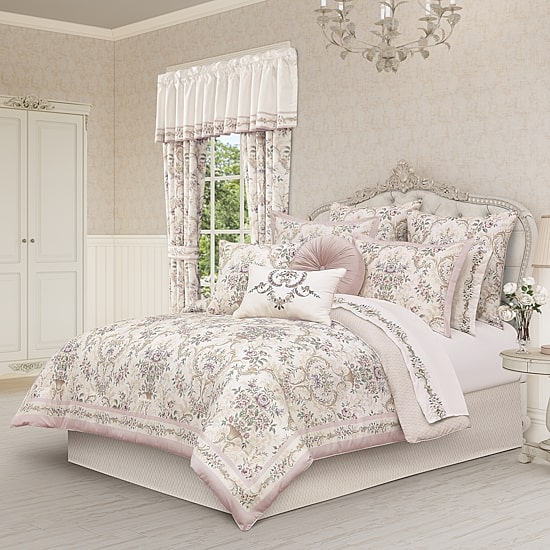 Royal Court Amagansett 4-pc. Midweight Comforter Set