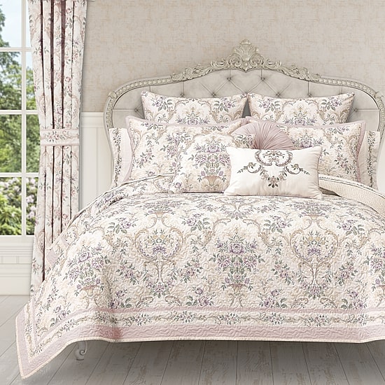 Royal Court Amagansett Quilt Set