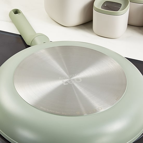 BergHOFF Balance Ceramic 3.1-qt. Saute Pan with Long Handle and Glass Lid