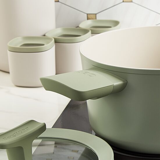BergHOFF Balance Ceramic 3.3-qt. Stockpot with Glass Lid