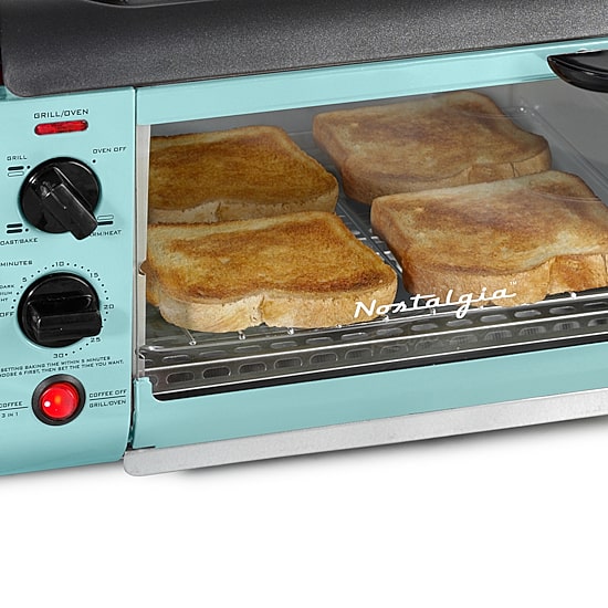 Nostalgia™ Breakfast Station