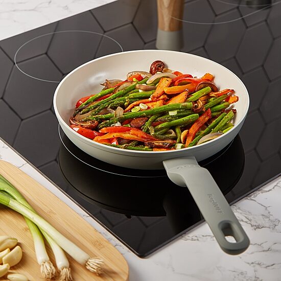 BergHOFF Leo Balance Aluminum Non-Stick 2-pc. Fry Pan Set